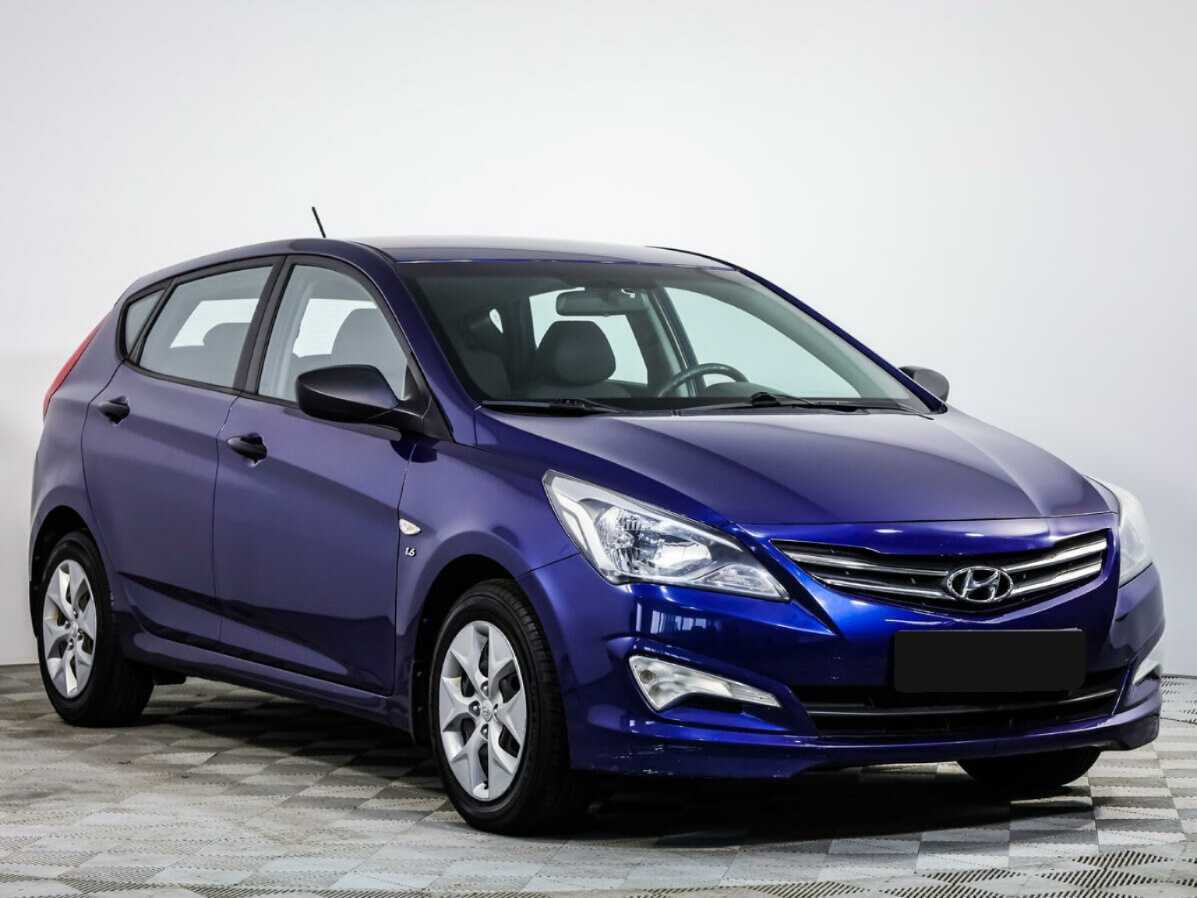 Hyundai Solaris с пробегом — 2015 год. Фото: #1