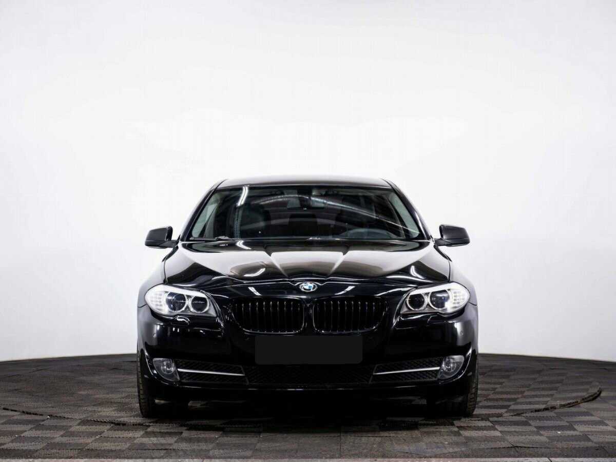 BMW 5 серии с пробегом — 2012 год. Фото: #1