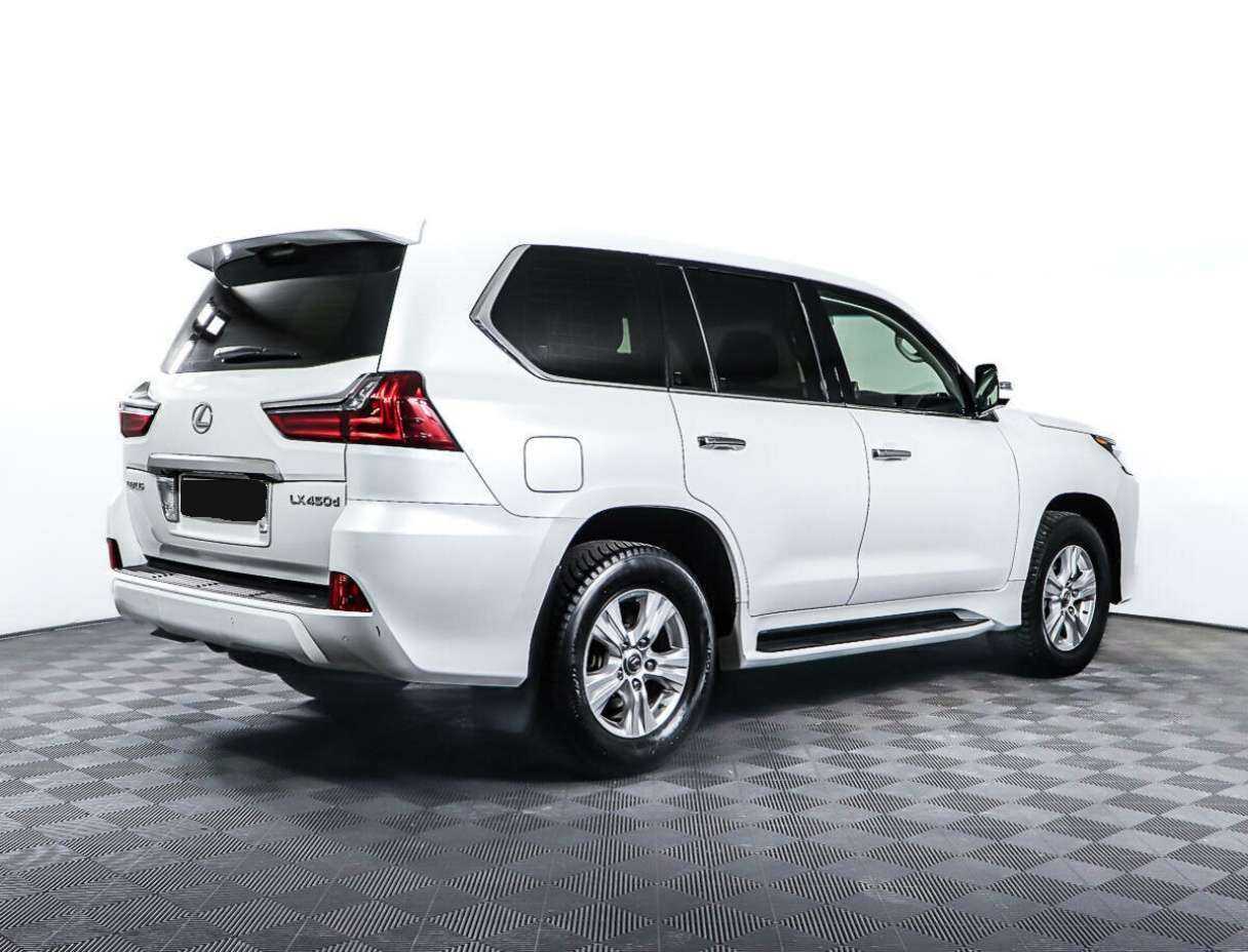 Lexus LX с пробегом — 2016 год. Фото: #4