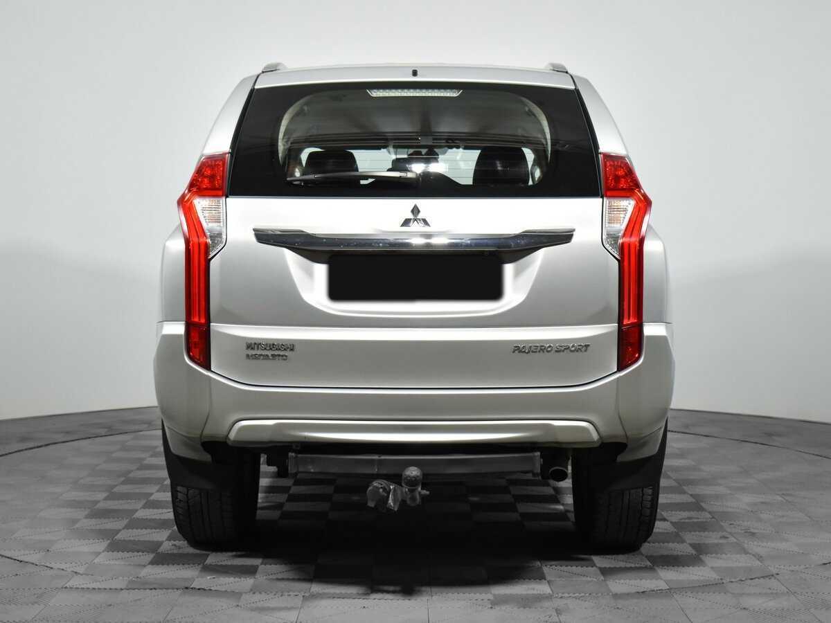 Mitsubishi Pajero Sport с пробегом — 2019 год. Фото: #4