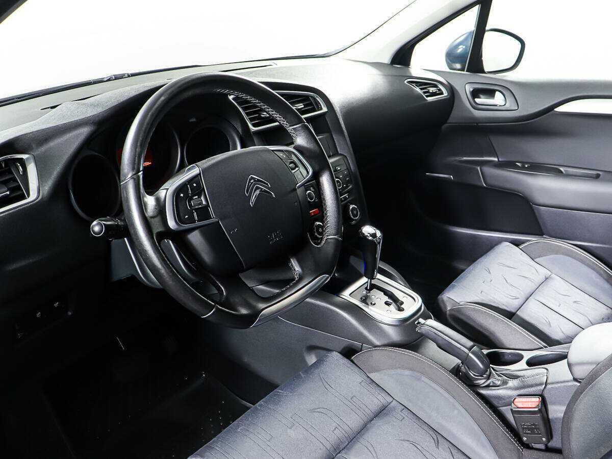Citroen C4 с пробегом — 2011 год. Фото: #12