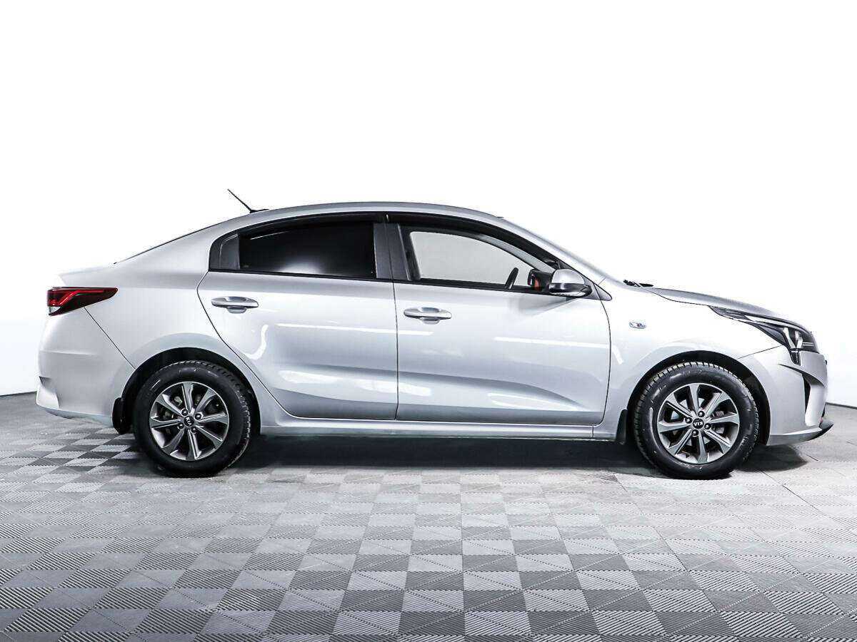 Kia Rio с пробегом — 2020 год. Фото: #3