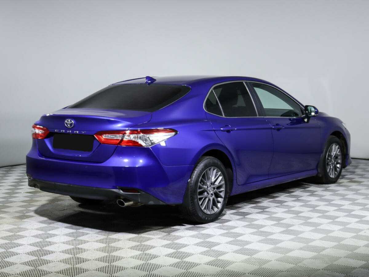 Toyota Camry с пробегом — 2021 год. Фото: #4