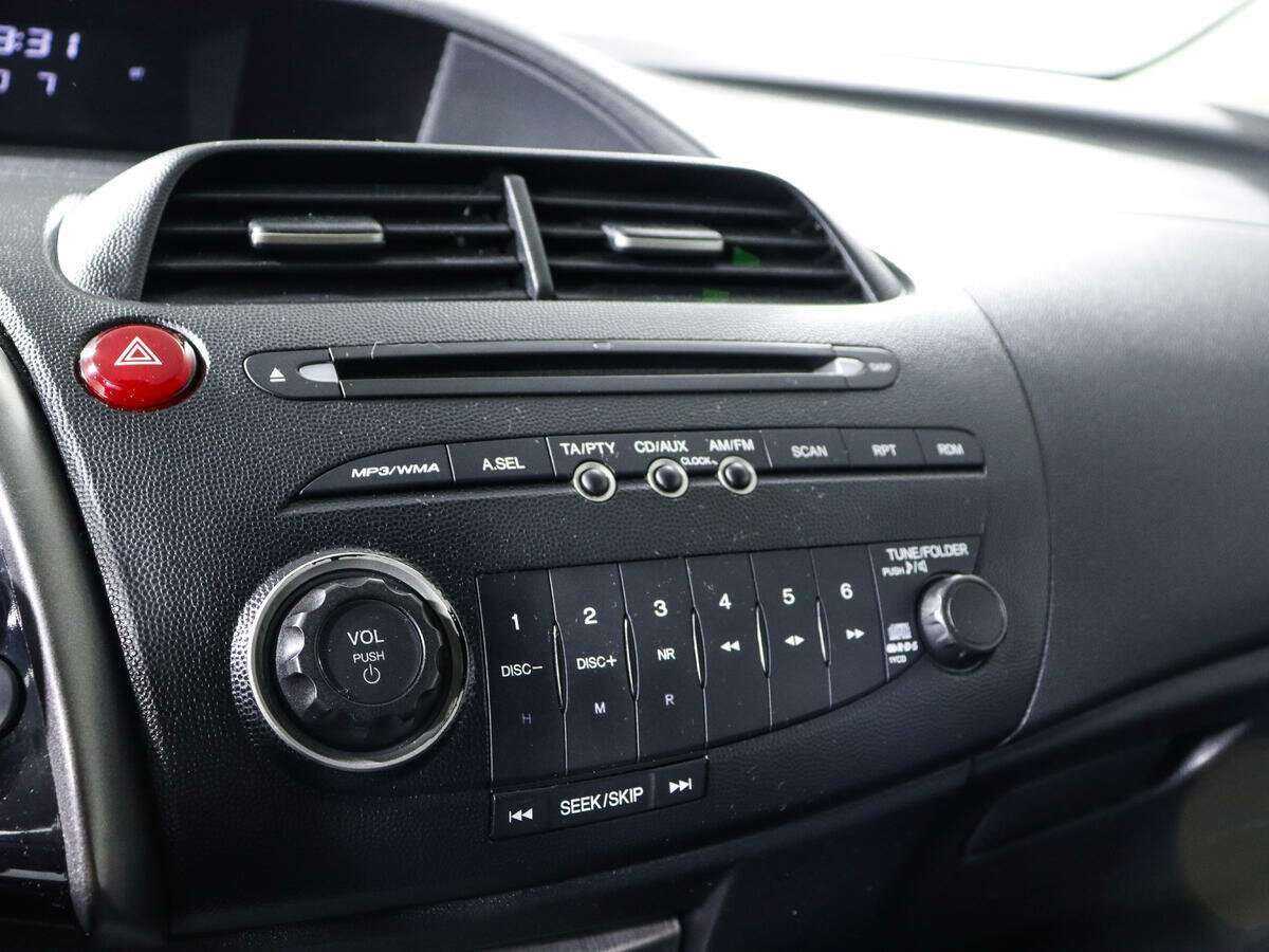 Honda Civic с пробегом — 2008 год. Фото: #15