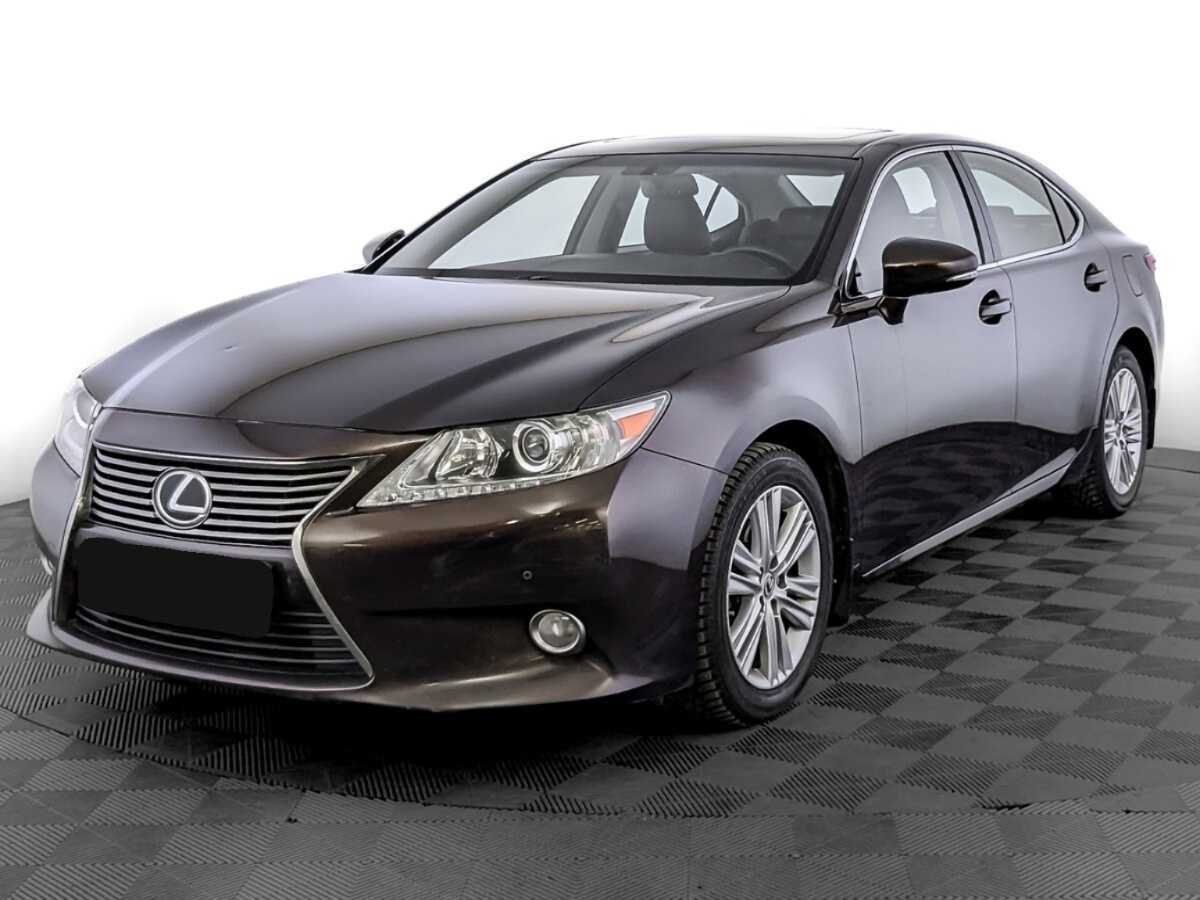 Lexus ES с пробегом — 2015 год. Посмотреть фото