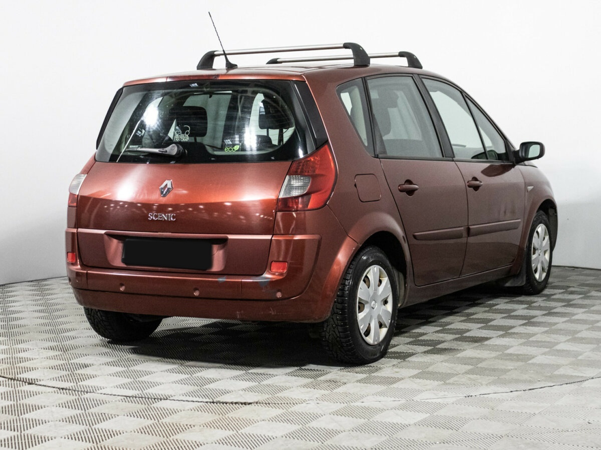 Renault Scenic с пробегом — 2008 год. Фото: #4