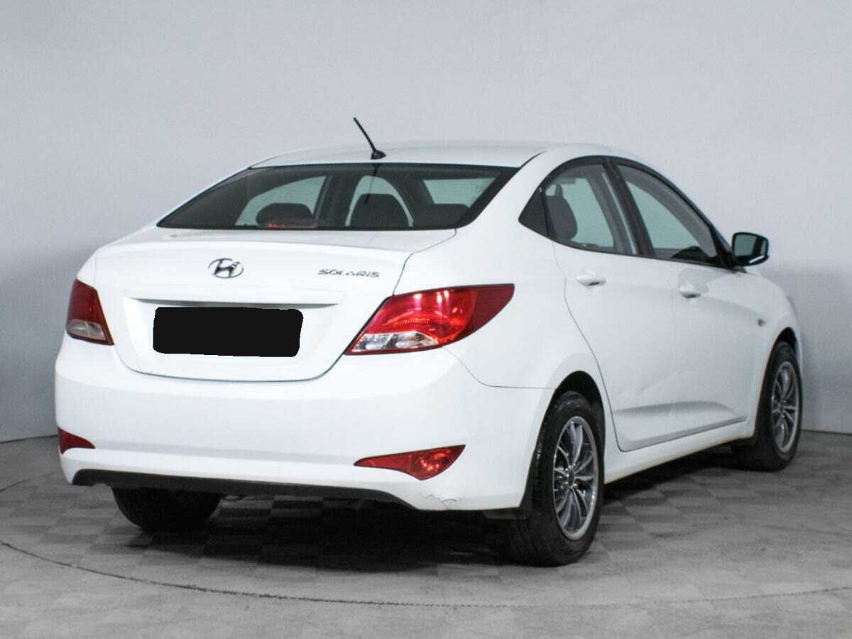 Hyundai Solaris с пробегом — 2016 год. Фото: #4