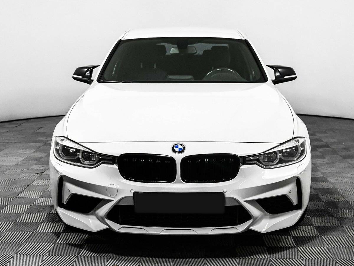 BMW 3 серии с пробегом — 2016 год. Фото: #1