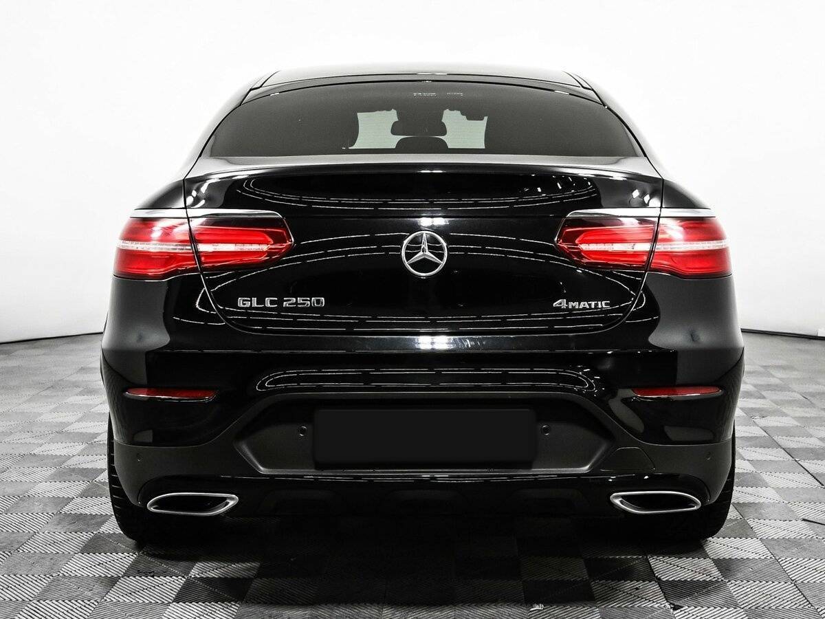Mercedes-Benz GLC Coupe с пробегом — 2017 год. Фото: #5