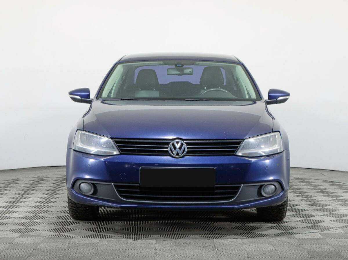 Volkswagen Jetta с пробегом — 2011 год. Фото: #1