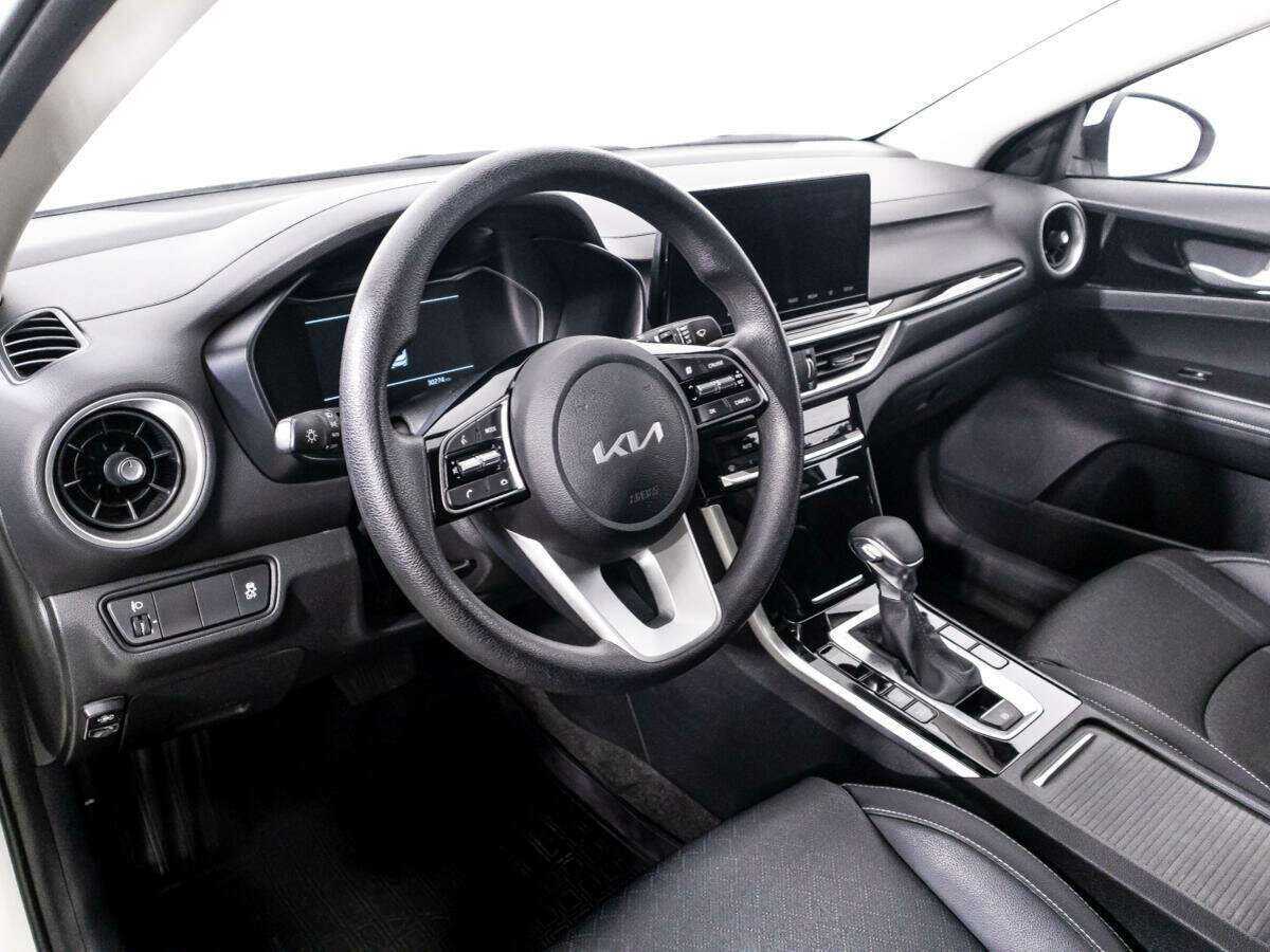 Kia K3 с пробегом — 2022 год. Фото: #10