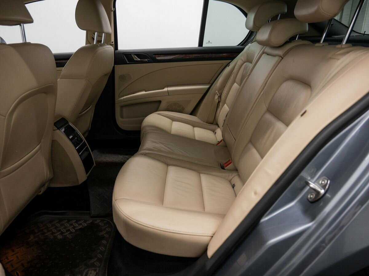 Skoda Superb с пробегом — 2012 год. Фото: #12
