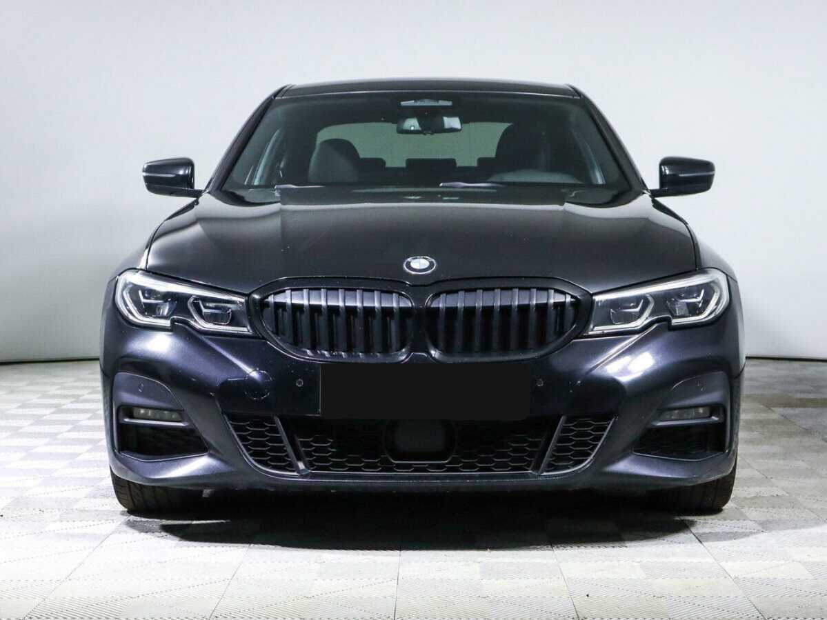 BMW 3 серии с пробегом — 2020 год. Фото: #1