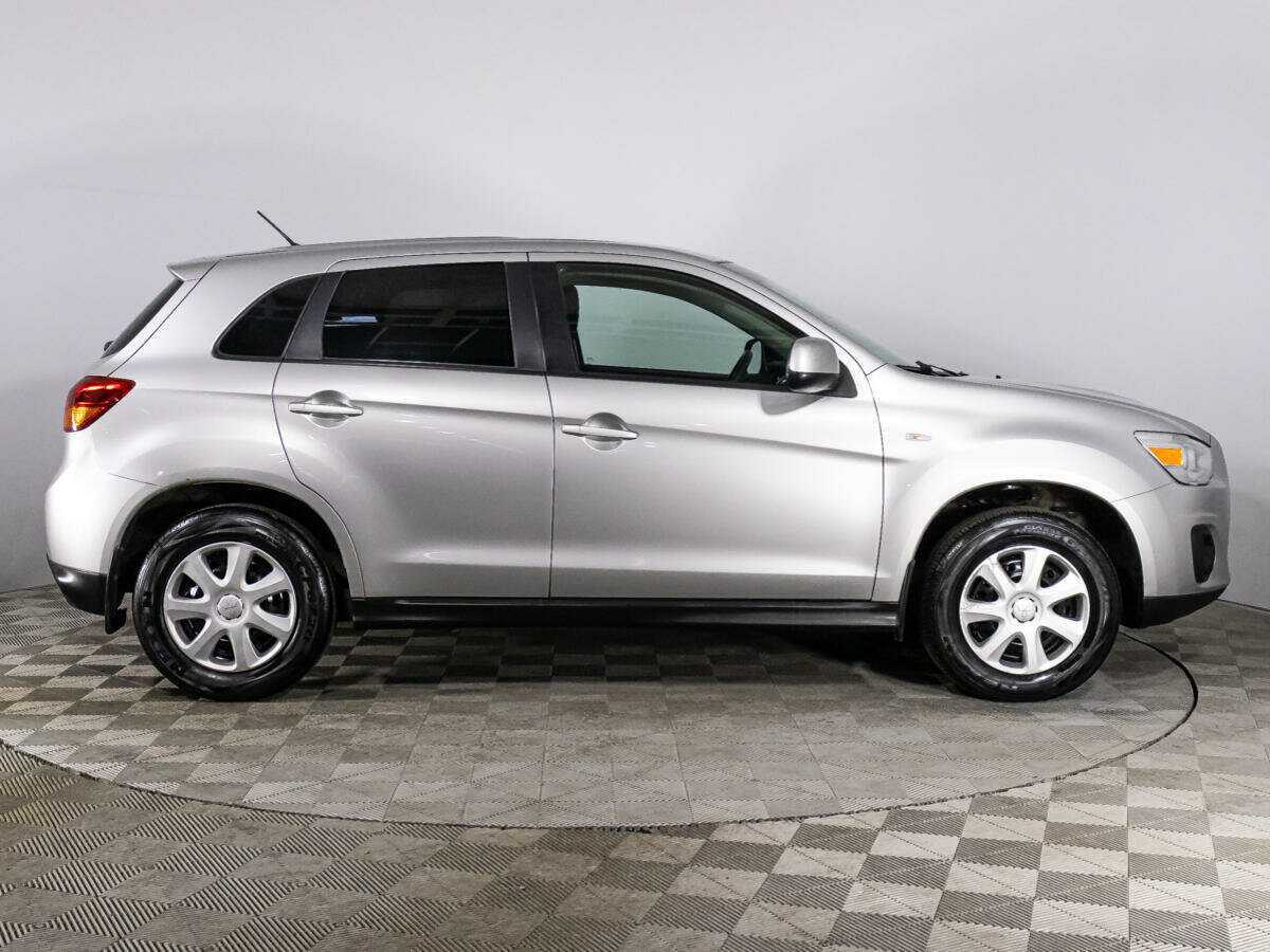 Mitsubishi ASX с пробегом — 2013 год. Фото: #3