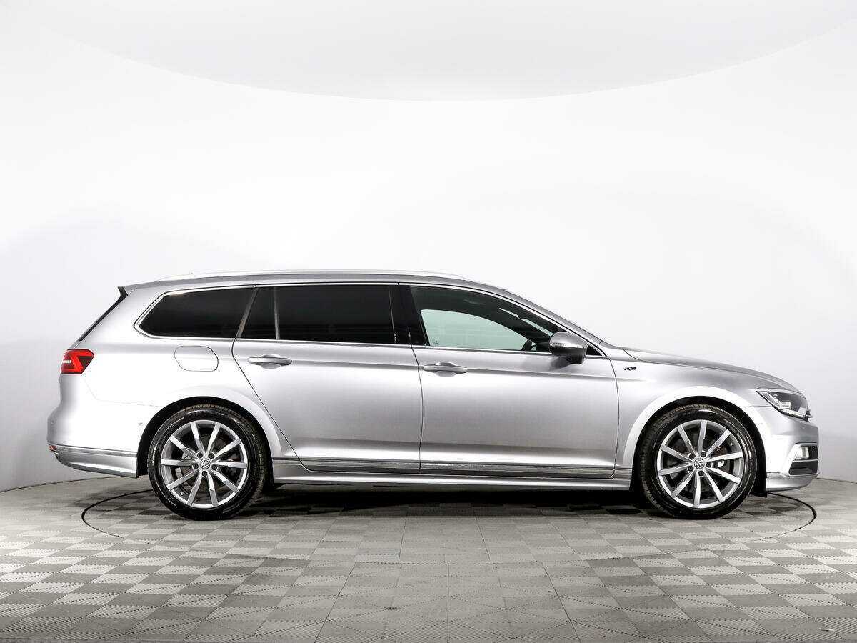 Volkswagen Passat с пробегом — 2019 год. Фото: #3