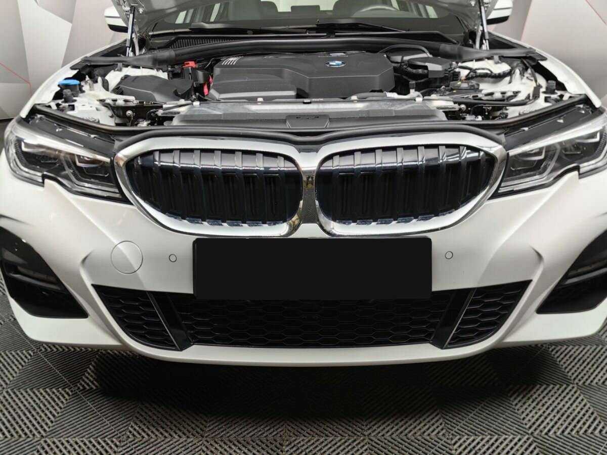 BMW 3 серии с пробегом — 2020 год. Фото: #18