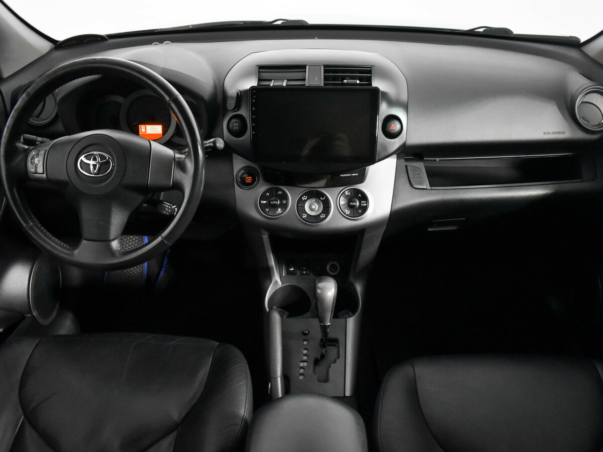 Toyota RAV4 с пробегом — 2006 год. Фото: #13