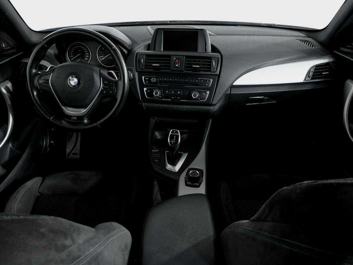 BMW 1 серии с пробегом — 2013 год. Фото: #11