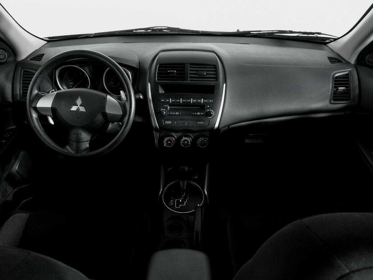 Mitsubishi ASX с пробегом — 2011 год. Фото: #11