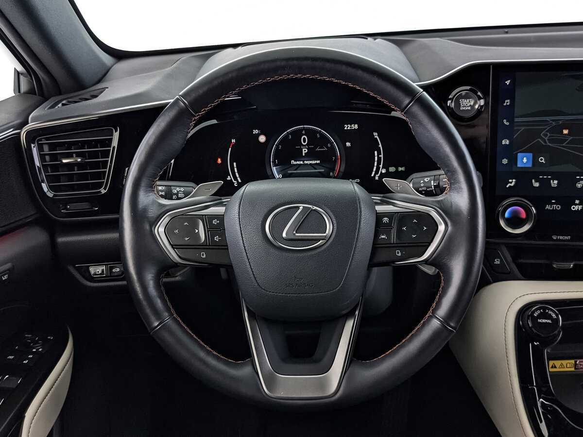 Lexus NX с пробегом — 2021 год. Фото: #17