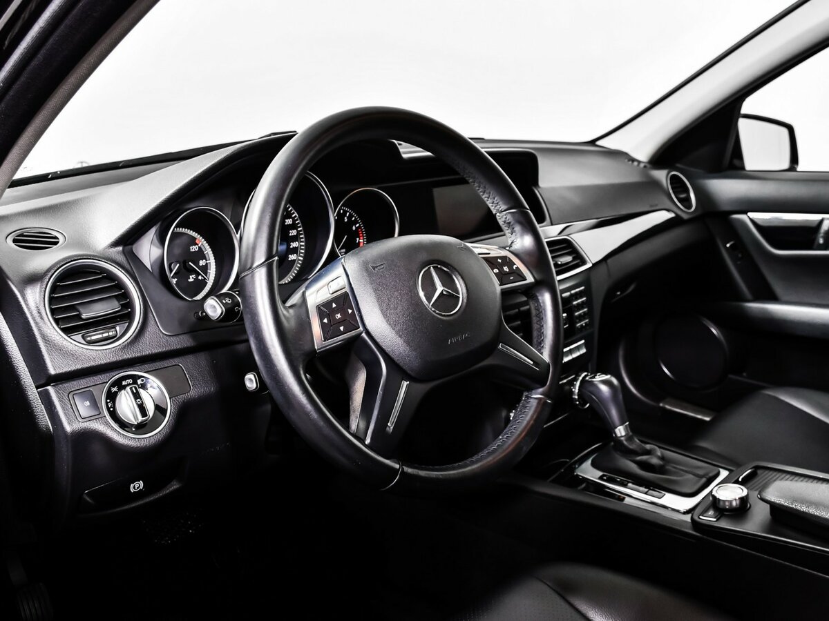 Mercedes-Benz C-Класс с пробегом — 2013 год. Фото: #11