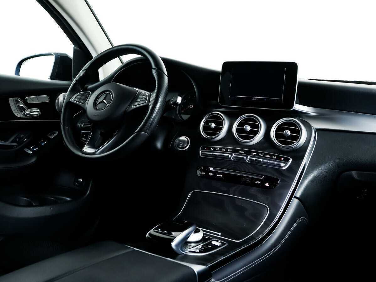 Mercedes-Benz GLC Coupe с пробегом — 2016 год. Фото: #8