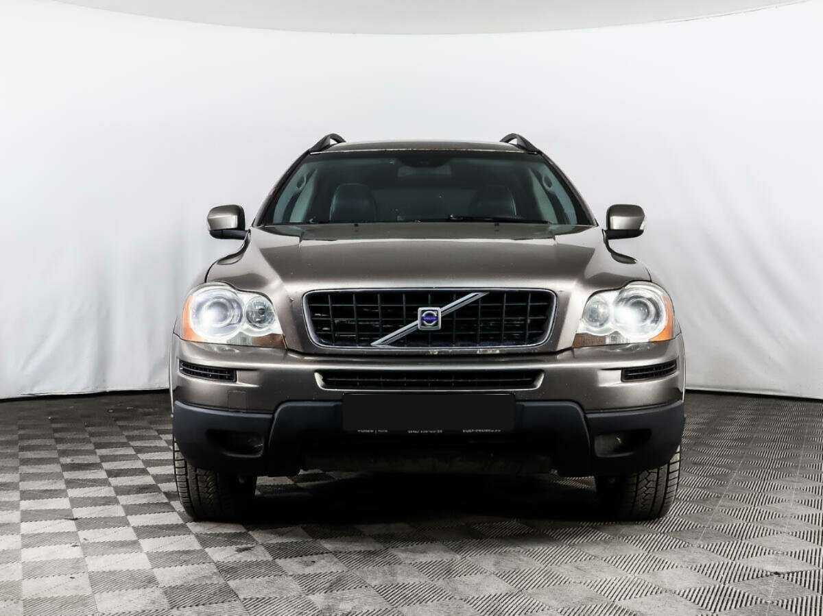 Volvo XC90 с пробегом — 2008 год. Фото: #1