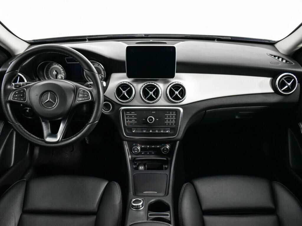 Mercedes-Benz GLA с пробегом — 2016 год. Фото: #11