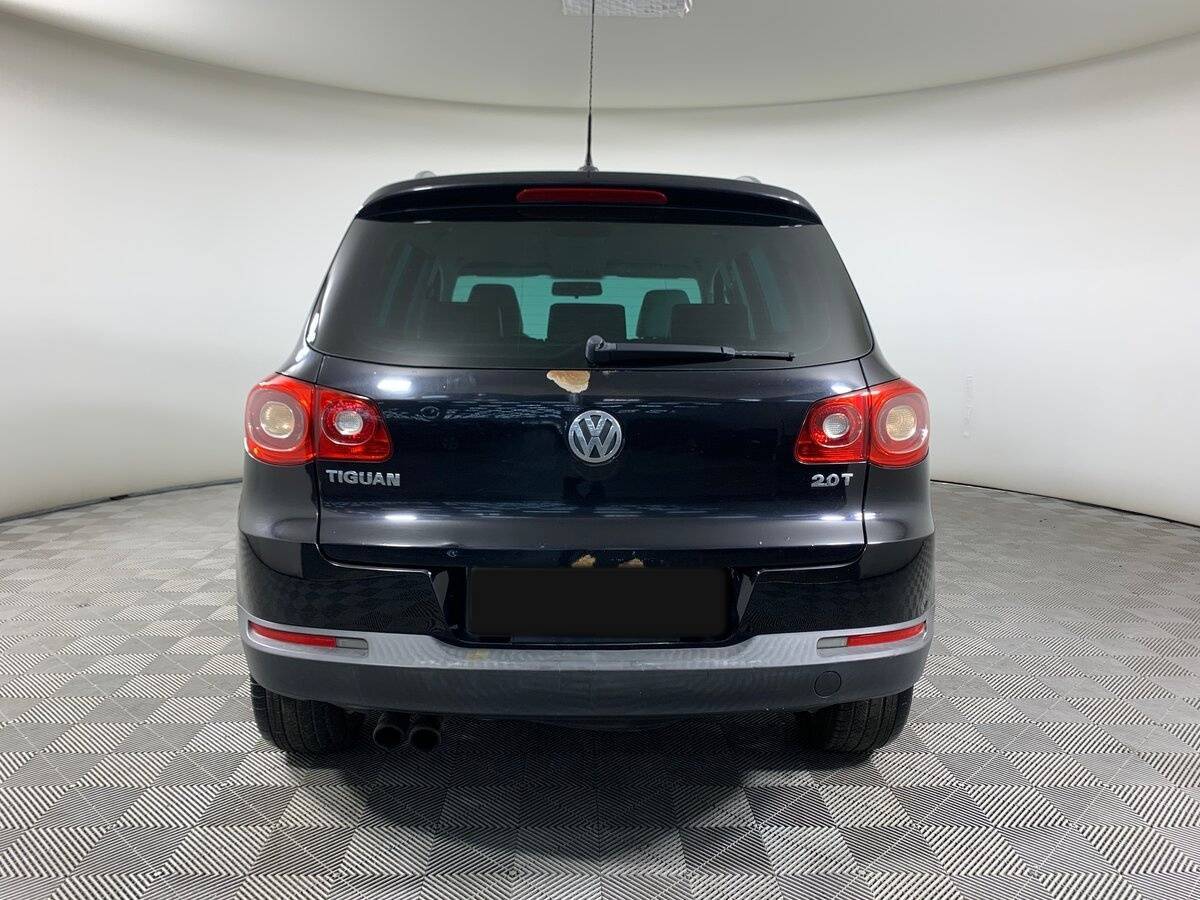 Volkswagen Tiguan с пробегом — 2010 год. Фото: #5