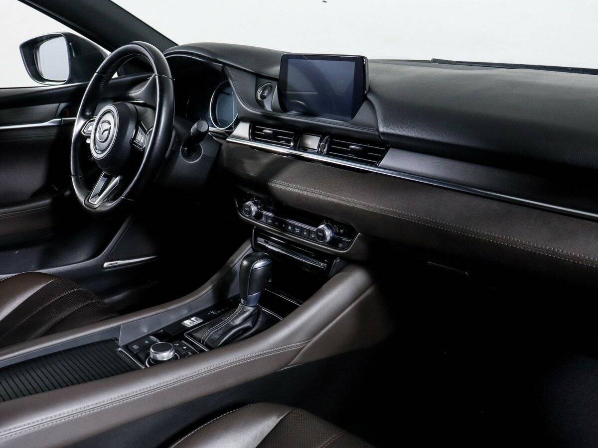 Mazda 6 с пробегом — 2021 год. Фото: #8