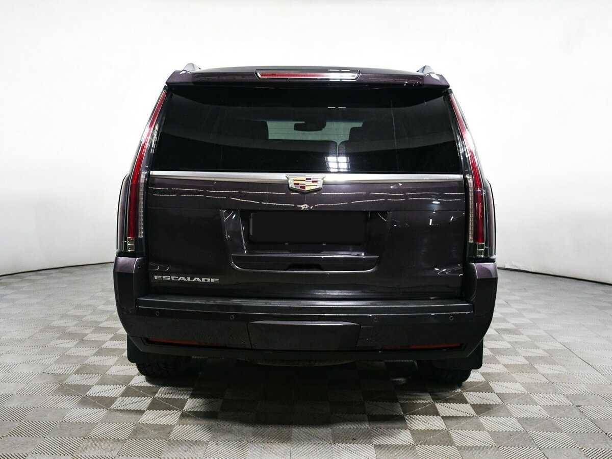 Cadillac Escalade с пробегом — 2016 год. Фото: #4