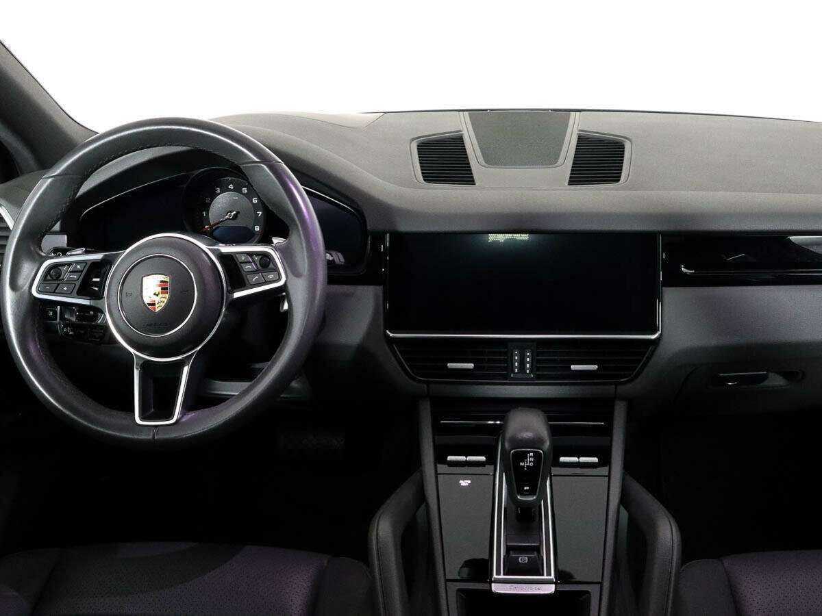 Porsche Cayenne с пробегом — 2019 год. Фото: #9