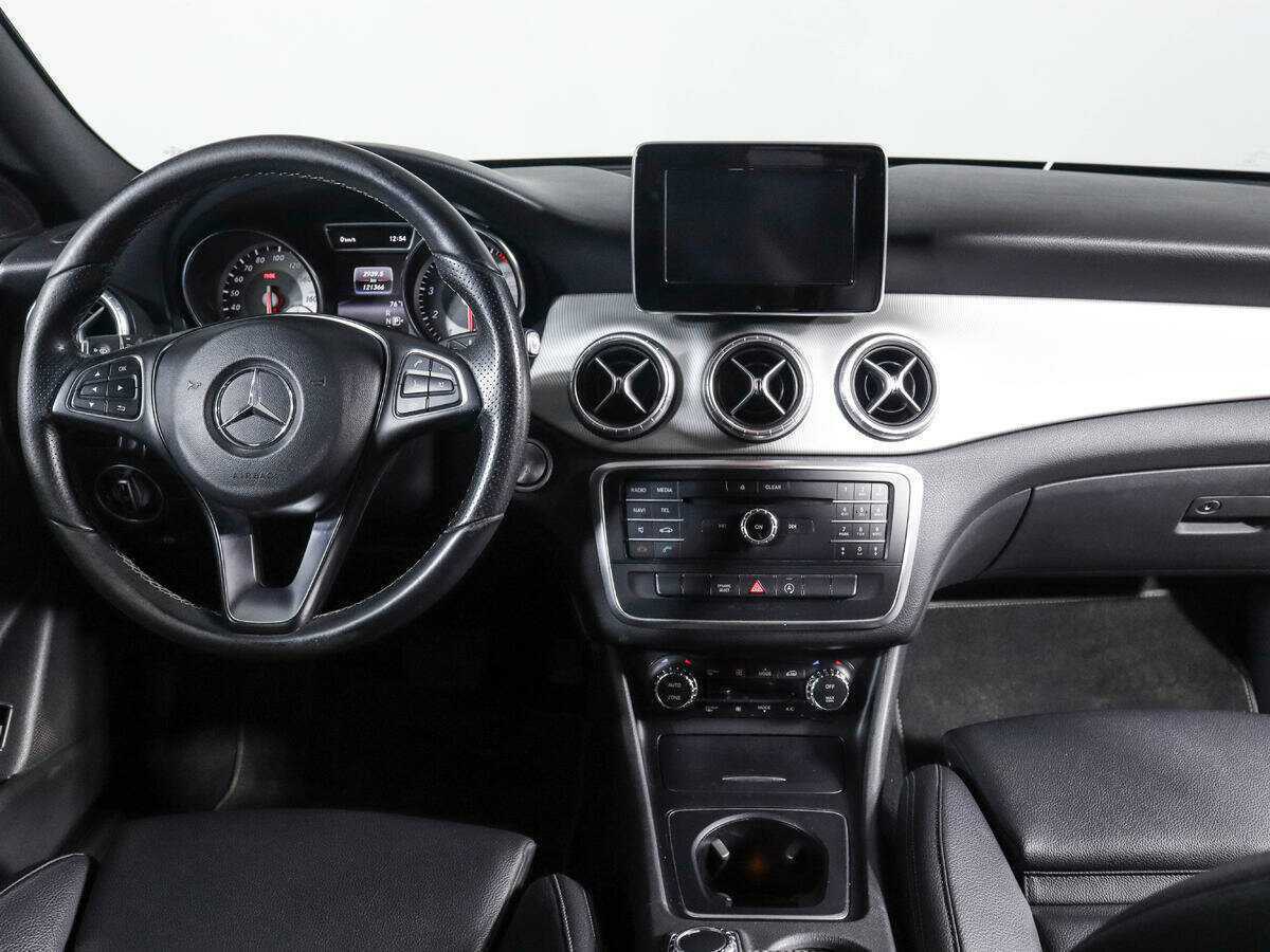 Mercedes-Benz CLA с пробегом — 2016 год. Фото: #11
