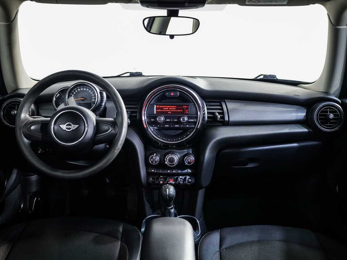Mini Hatch с пробегом — 2015 год. Фото: #8