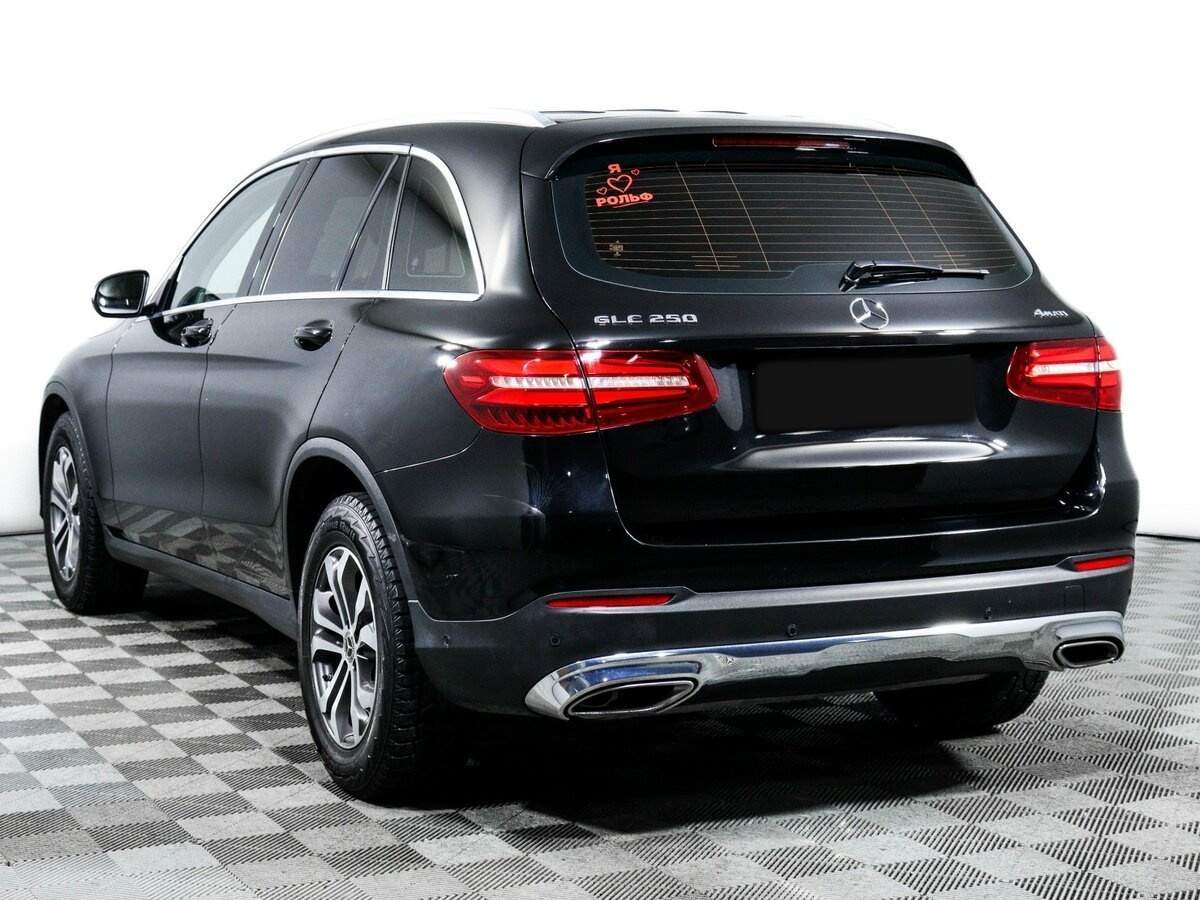 Mercedes-Benz GLC с пробегом — 2017 год. Фото: #6