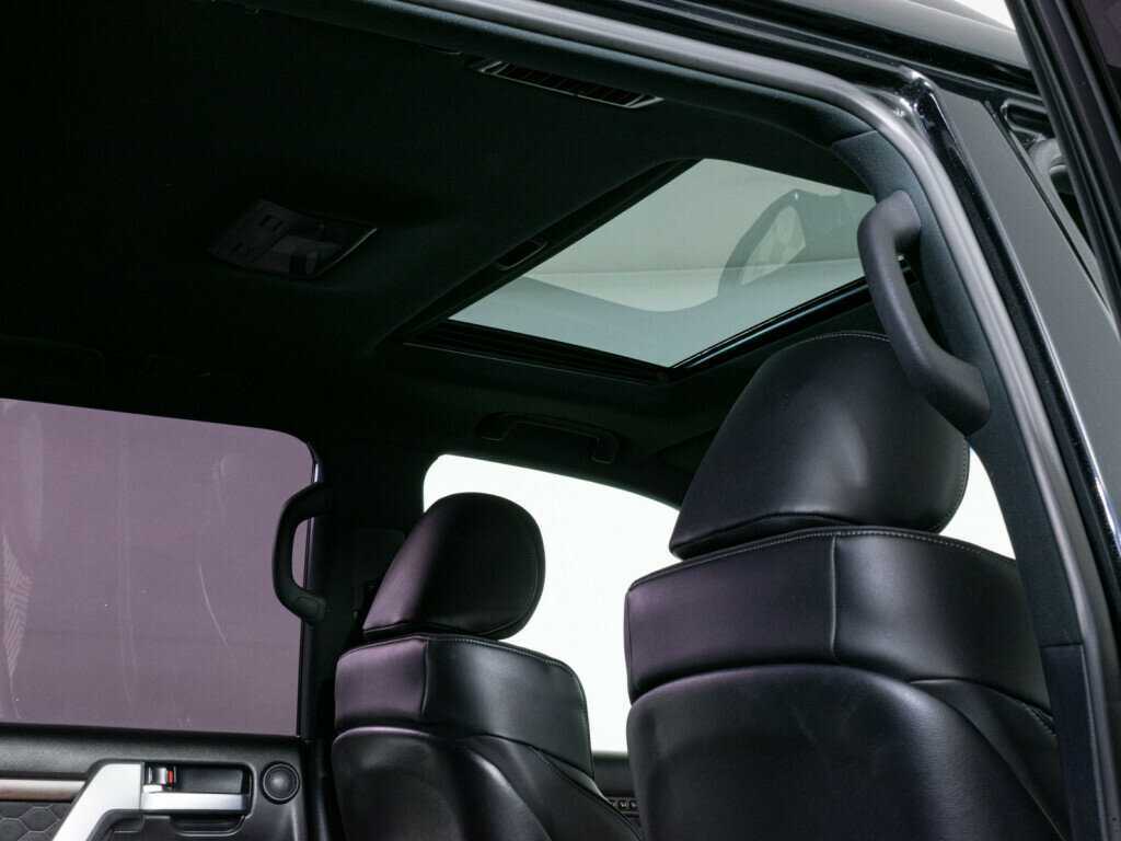 Toyota Land Cruiser с пробегом — 2019 год. Фото: #9