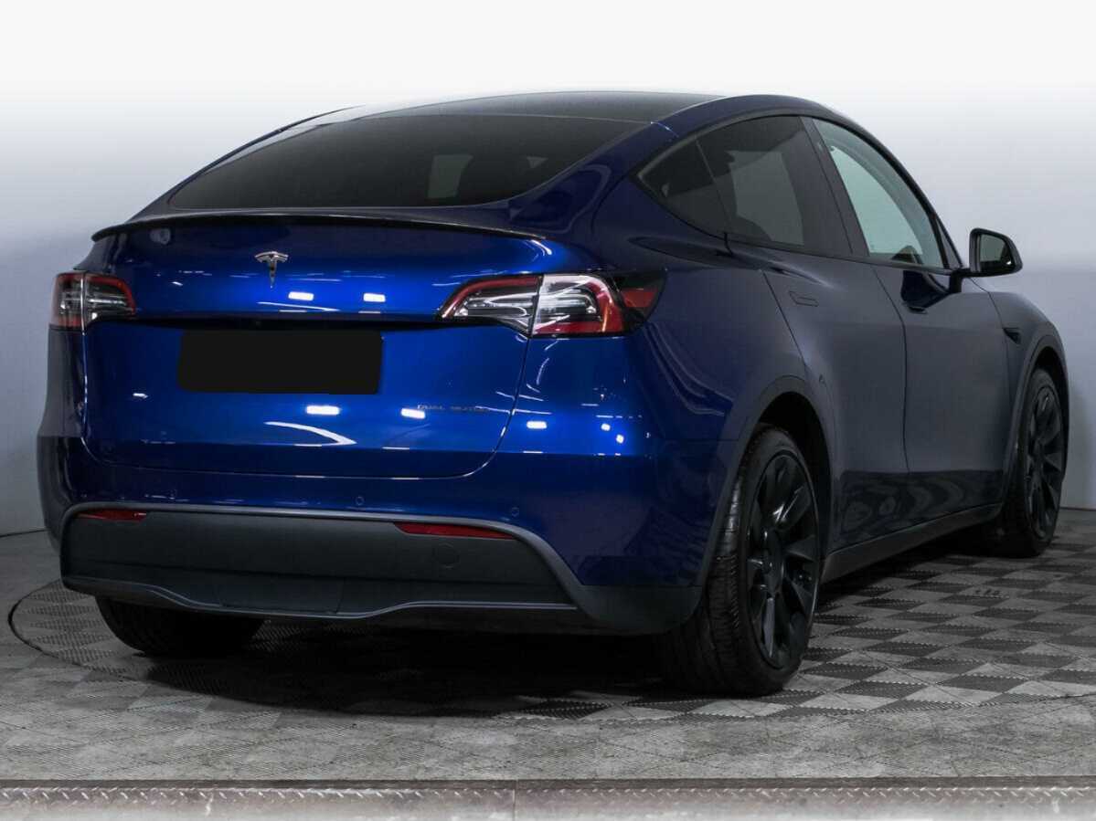 Tesla Model Y с пробегом — 2021 год. Фото: #4