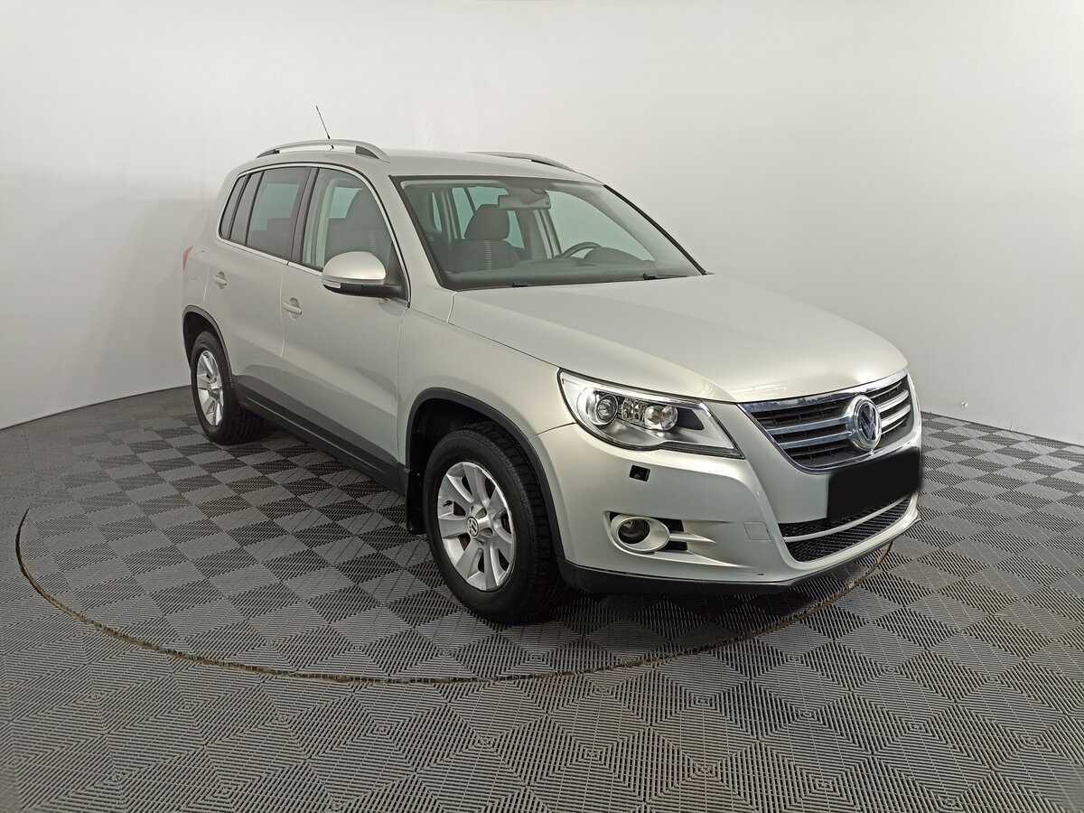 Volkswagen Tiguan с пробегом — 2010 год. Фото: #2