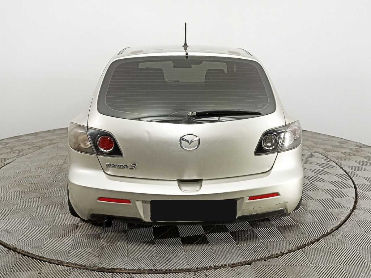 Mazda 3 с пробегом — 2008 год. Фото: #5