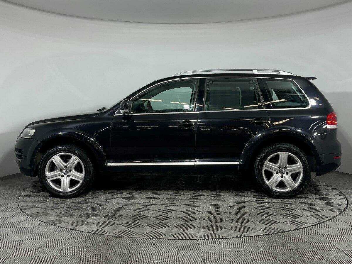 Volkswagen Touareg с пробегом — 2005 год. Фото: #7
