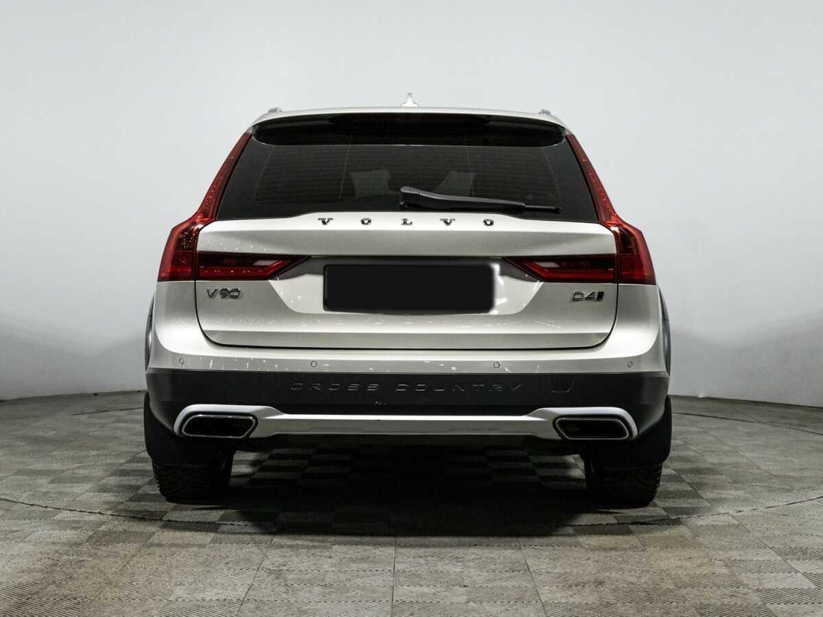 Volvo V90 Cross Country с пробегом — 2017 год. Фото: #5