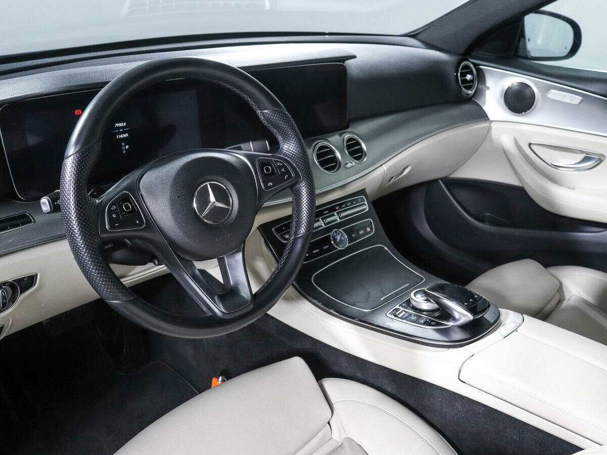 Mercedes-Benz E-Класс с пробегом — 2018 год. Фото: #11