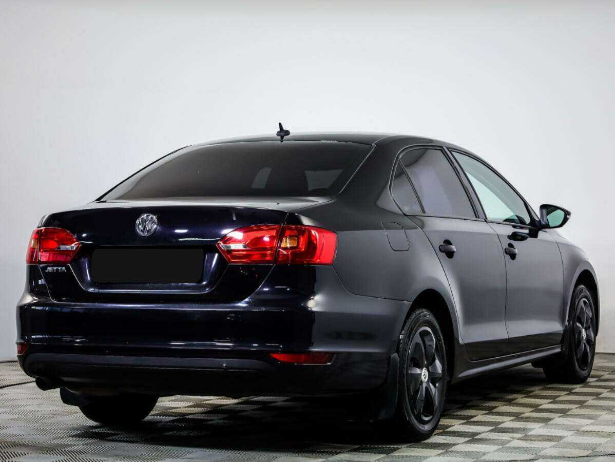 Volkswagen Jetta с пробегом — 2014 год. Фото: #3