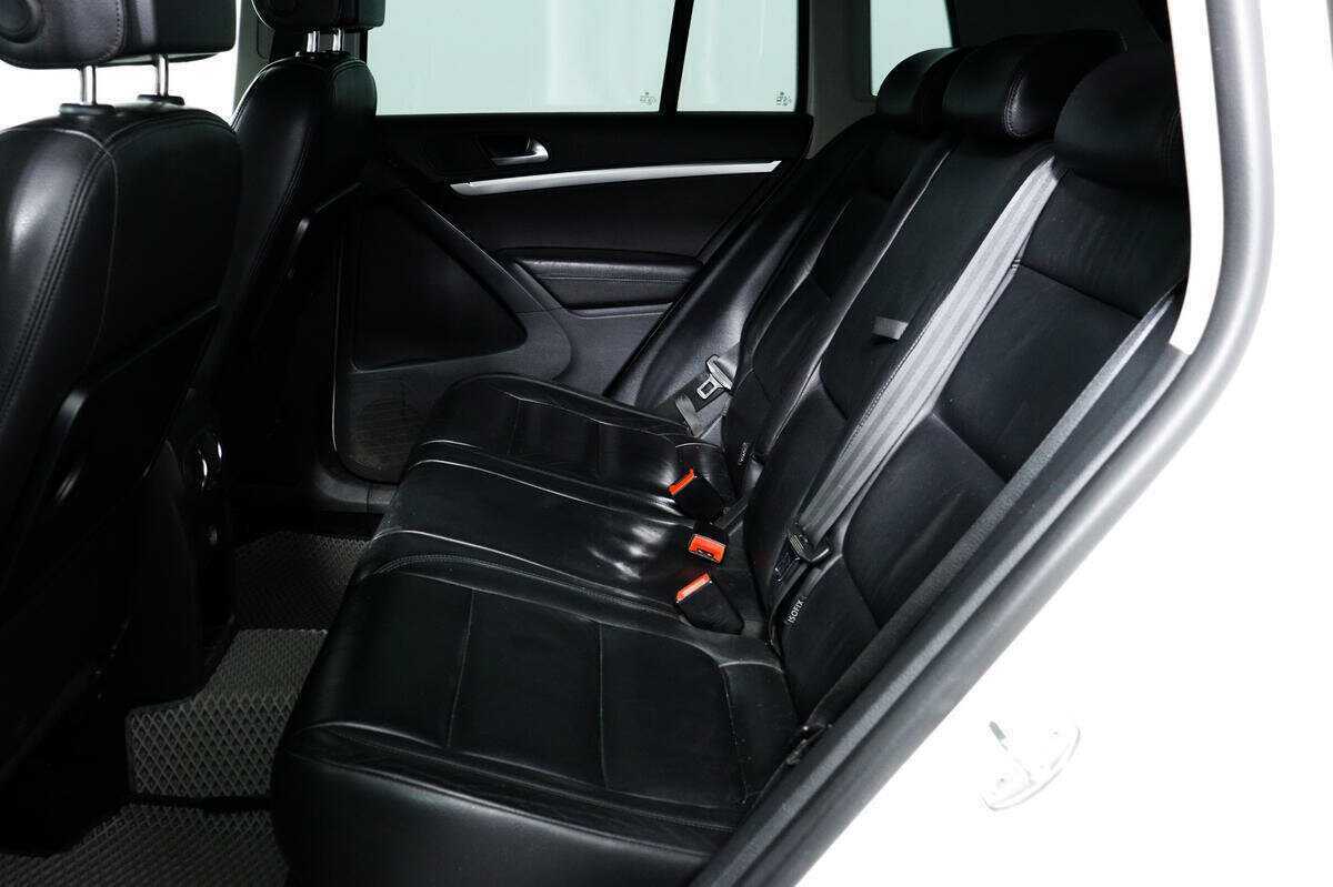 Volkswagen Tiguan с пробегом — 2011 год. Фото: #11