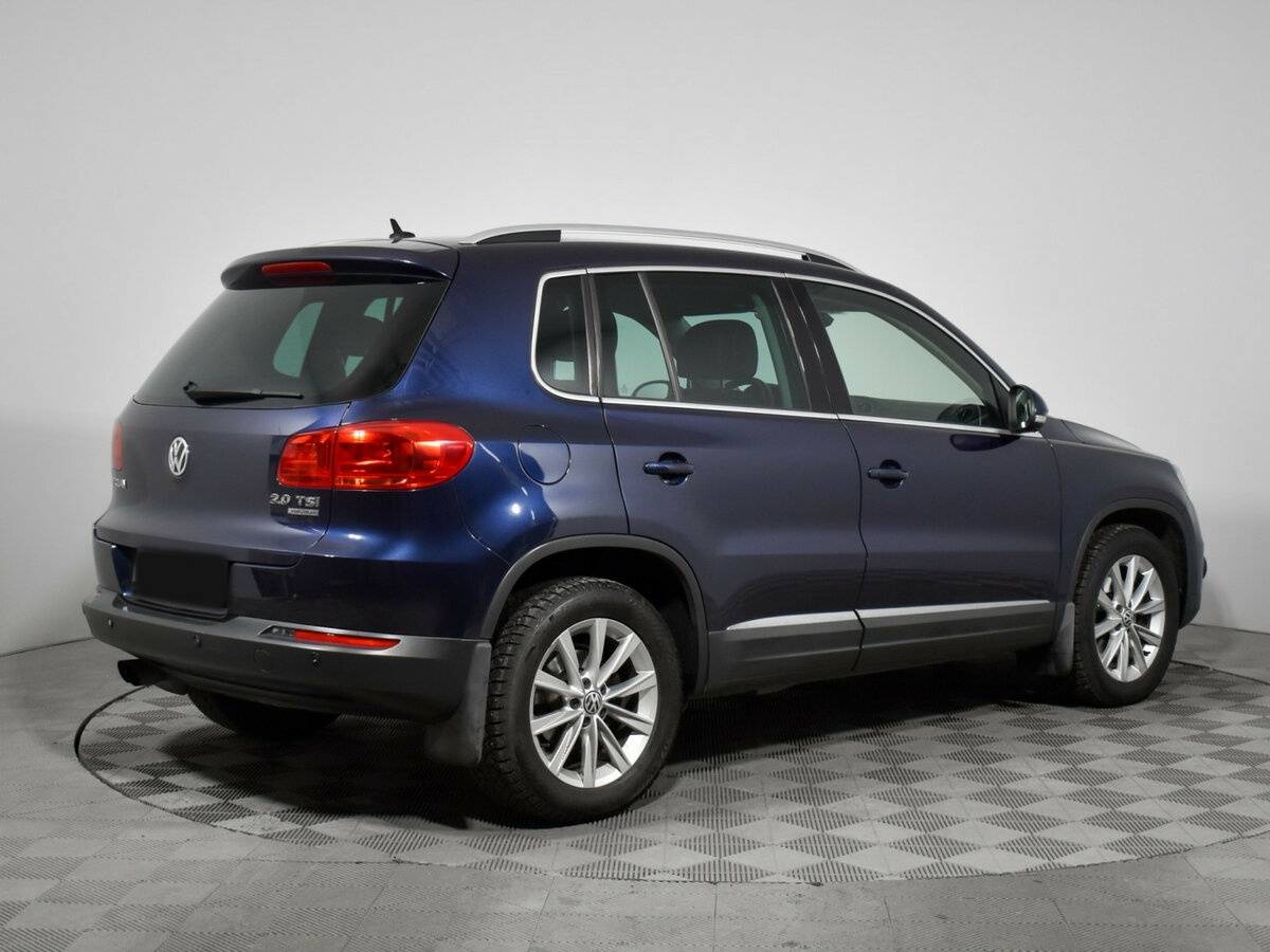 Volkswagen Tiguan с пробегом — 2011 год. Фото: #4