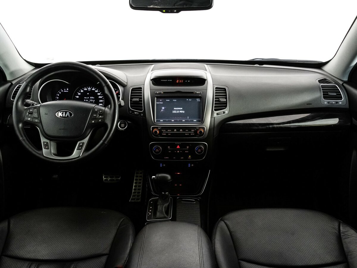 Kia Sorento с пробегом — 2014 год. Фото: #7