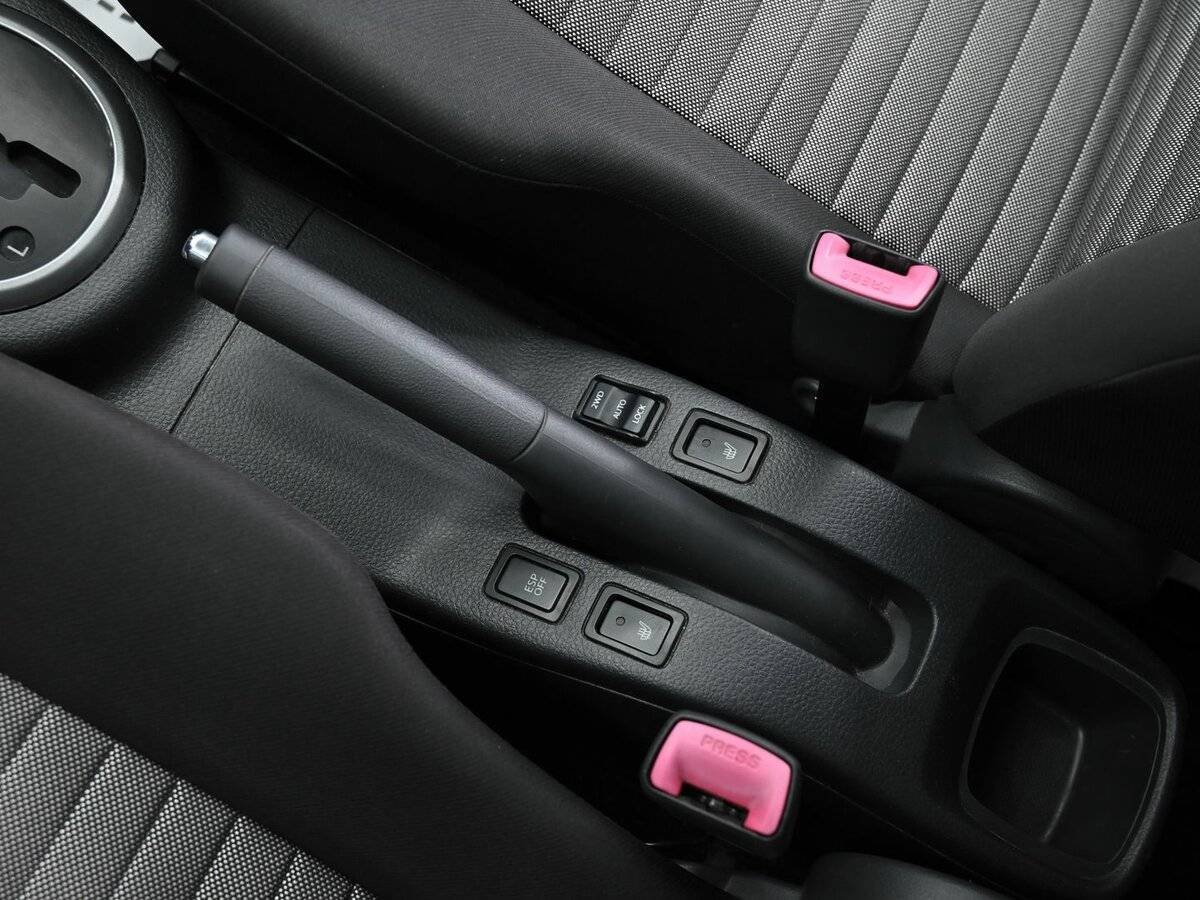 Suzuki SX4 с пробегом — 2011 год. Фото: #10