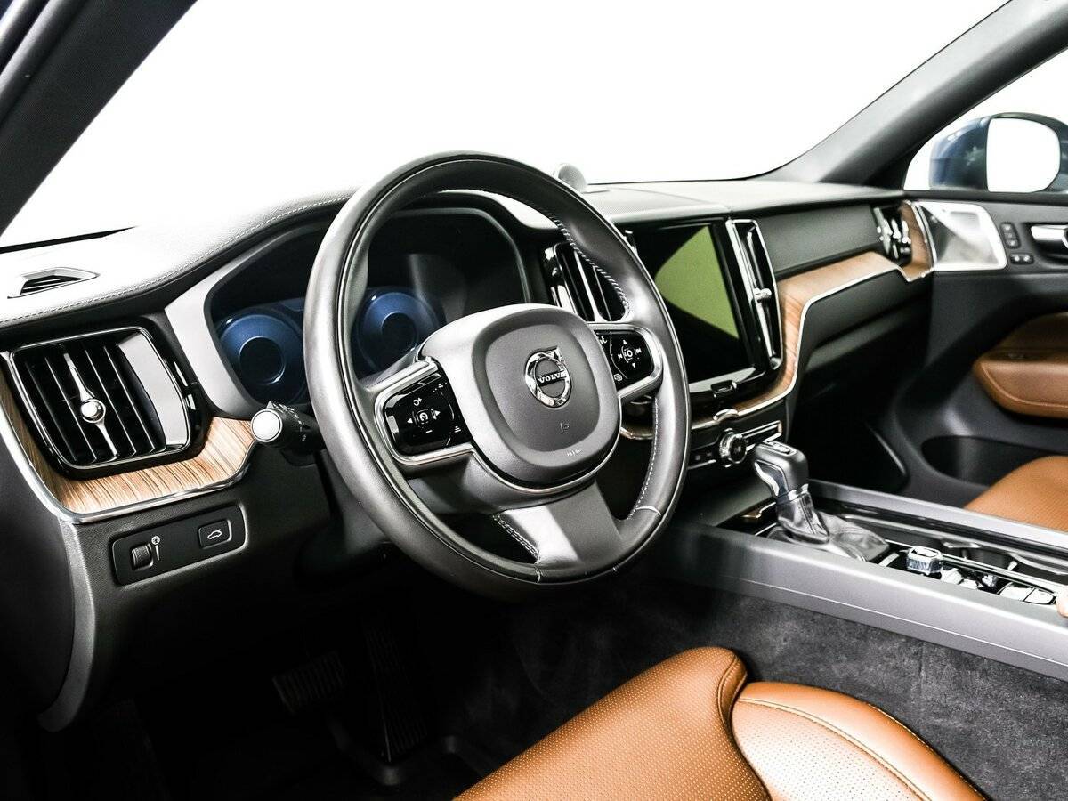 Volvo XC60 с пробегом — 2021 год. Фото: #12
