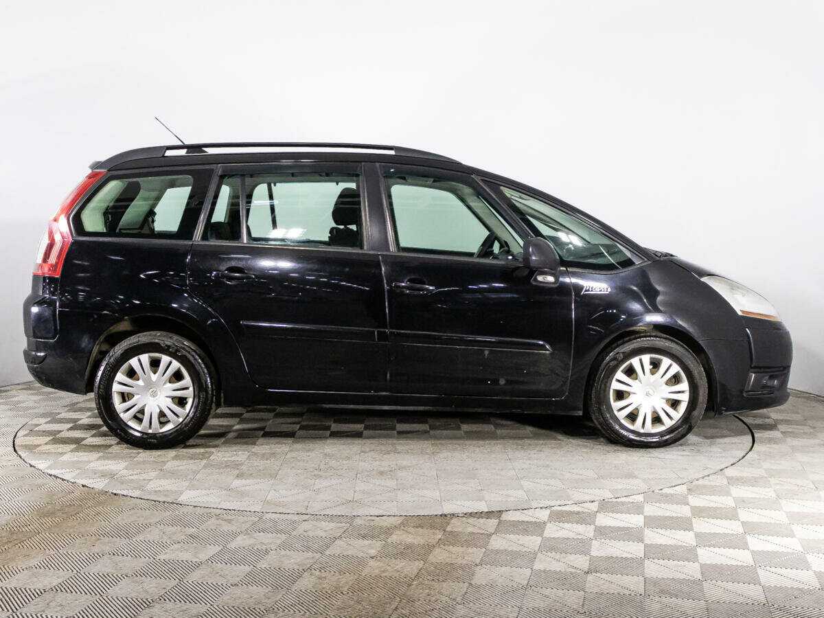 Citroen C4 Picasso с пробегом — 2010 год. Фото: #3