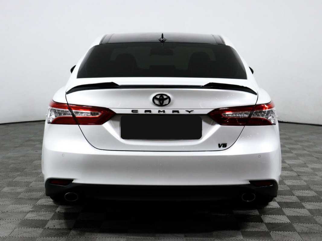 Toyota Camry с пробегом — 2020 год. Фото: #5